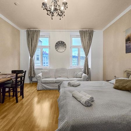 Davidov Stays Danube Wien Ngoại thất bức ảnh
